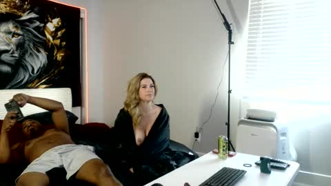 Snapshot of marilynmidas chatting on July 8, 2026, 2:21 pm marilynmidas online show from July 8, 2026, 2:21 pm