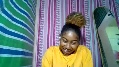 Snapshot of marina0506 chatting on July 3, 2026, 9:43 pm marina0506 online show from July 3, 2026, 9:43 pm