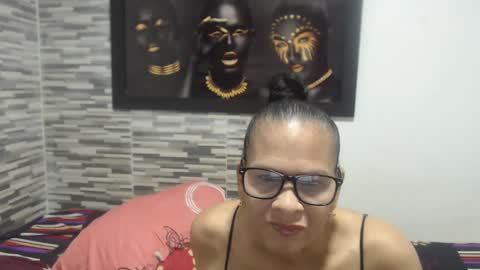 Marina  online show from December 23, 2024, 3:01 pm