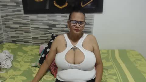 Marina  online show from January 2, 2025, 3:26 am