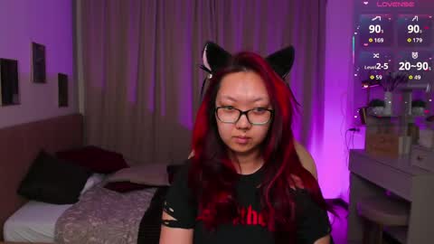 Marine  online show from April 8, 2026, 2:06 pm