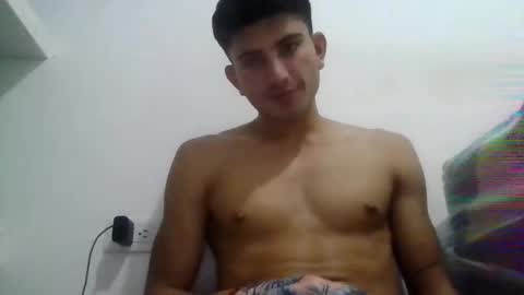 mariobrosss517470 online show from December 17, 2024, 4:34 am