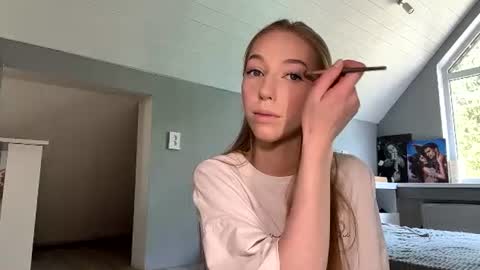 Amelia online show from June 21, 2026, 9:45 am