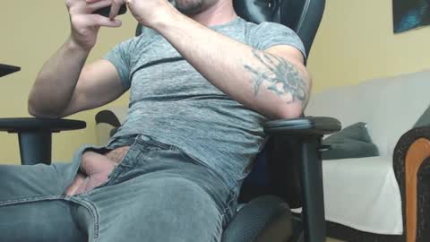 Snapshot of marioslim chatting on January 30, 2025, 4:55 pm marioslim online show from January 30, 2025, 4:55 pm
