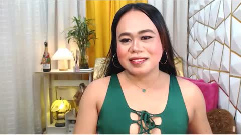 Snapshot of mariposa_911 chatting on March 1, 2025, 2:48 am LEAH online show from March 1, 2025, 2:48 am