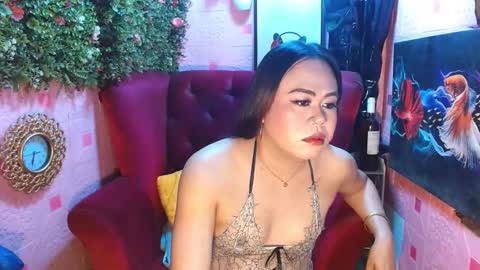 Snapshot of mariposa_911 chatting on March 11, 2025, 2:32 am LEAH online show from March 11, 2025, 2:32 am