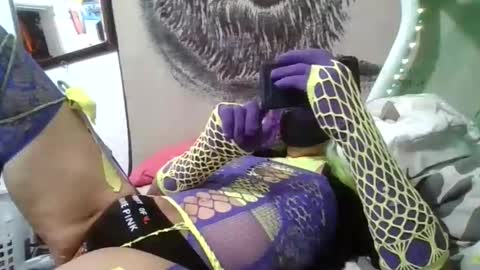 Prissy Miss online show from December 3, 2025, 6:32 am