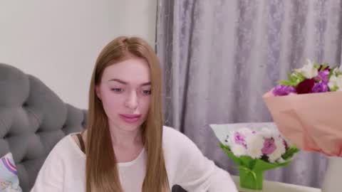 Snapshot of mariwell chatting on April 21, 2026, 9:39 pm mariwell online show from April 21, 2026, 9:39 pm