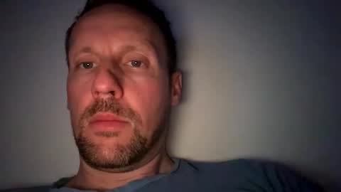 Mark online show from March 12, 2026, 11:00 pm