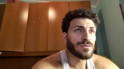 Snapshot of mark_ariete chatting on June 3, 2026, 9:31 pm mark_ariete online show from June 3, 2026, 9:31 pm