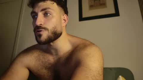 Snapshot of mark_ariete chatting on August 3, 2026, 11:30 pm mark_ariete online show from August 3, 2026, 11:30 pm