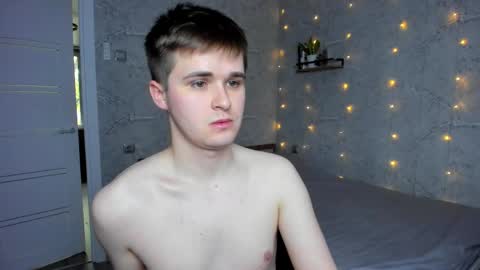 Snapshot of mark_bearcub chatting on May 16, 2026, 3:36 am Mark online show from May 16, 2026, 3:36 am