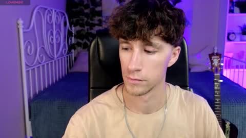 mark_caron online show from September 21, 2025, 9:05 pm