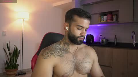 Mark online show from March 19, 2026, 12:25 am