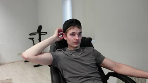 MARK KARSON online show from April 21, 2026, 5:28 pm