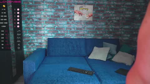 Mark online show from February 4, 2025, 10:45 pm