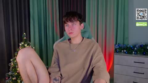 Mark online show from December 16, 2025, 5:40 pm