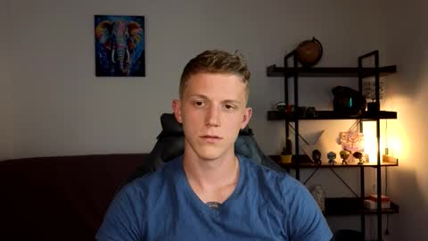 mark_shturman online show from September 21, 2025, 1:35 pm