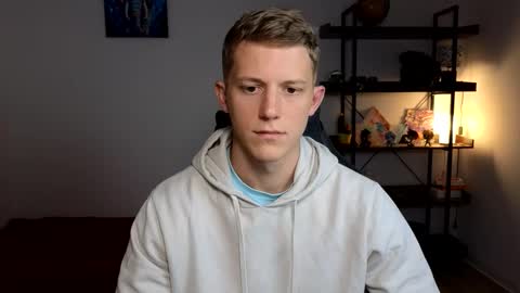 mark_shturman online show from November 4, 2025, 7:51 am