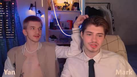 Mark online show from December 19, 2025, 6:26 pm