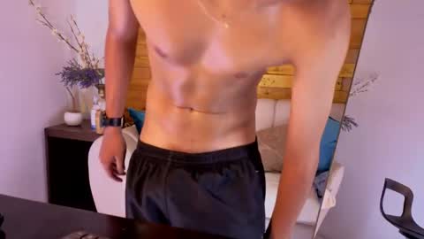 mark_walkerr online show from June 1, 2026, 8:54 pm