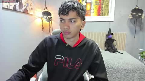 markbowie online show from November 5, 2025, 11:32 am