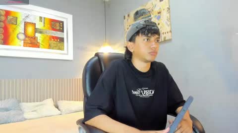 Snapshot of markbowie chatting on June 3, 2026, 7:41 pm markbowie online show from June 3, 2026, 7:41 pm
