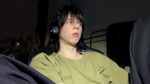 Mark online show from April 9, 2026, 3:28 pm