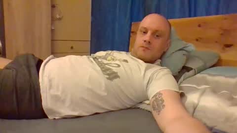 markus_7 online show from March 8, 2026, 4:33 pm