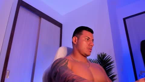 markus... Y online show from February 26, 2025, 2:04 am