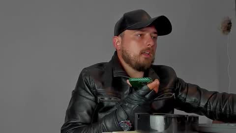 Snapshot of markwaynescr chatting on November 6, 2025, 11:33 am MARK online show from November 6, 2025, 11:33 am