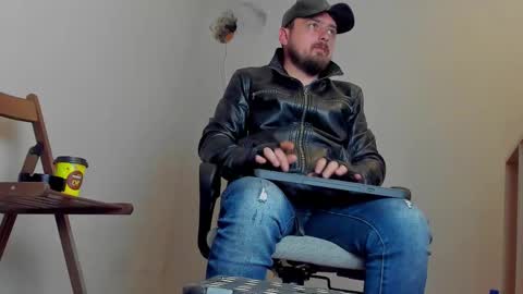 Snapshot of markwaynescr chatting on November 19, 2025, 11:27 pm MARK online show from November 19, 2025, 11:27 pm