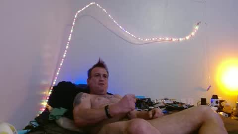 markymark101825061 online show from February 8, 2025, 6:55 pm