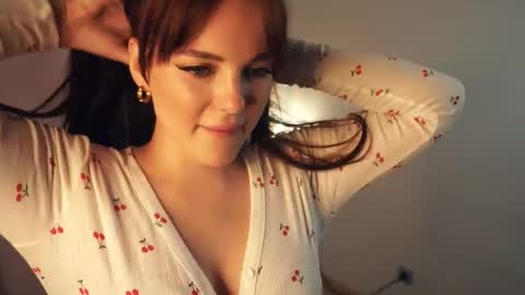 Kira online show from October 20, 2025, 7:47 pm