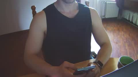 Snapshot of marlinten chatting on May 27, 2026, 12:24 pm marlinten online show from May 27, 2026, 12:24 pm