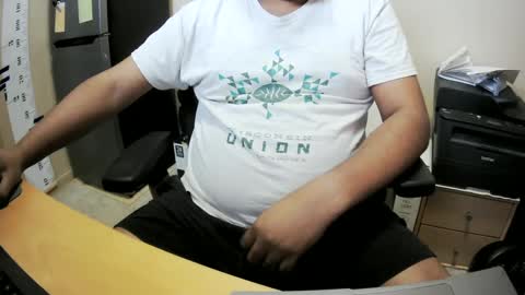 Snapshot of marriedandfrisky chatting on December 24, 2024, 3:05 pm Married Horny Guy online show from December 24, 2024, 3:05 pm