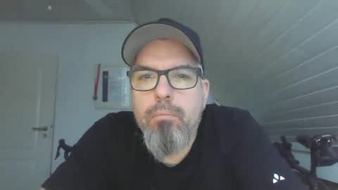 Snapshot of marriedcock1980 chatting on December 10, 2024, 8:40 am marriedcock1980 online show from December 10, 2024, 8:40 am