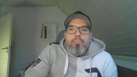 Snapshot of marriedcock1980 chatting on December 1, 2025, 7:13 am marriedcock1980 online show from December 1, 2025, 7:13 am