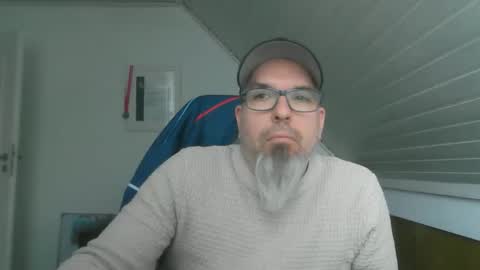 marriedcock1980 online show from March 27, 2026, 7:03 am