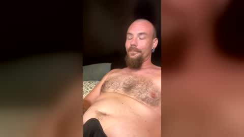 marriedmisfits253547 online show from August 3, 2026, 5:38 pm