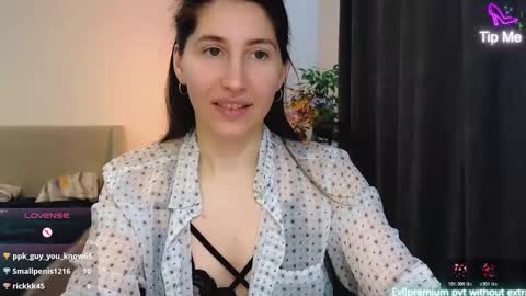 marrycolins online show from March 7, 2026, 3:47 am