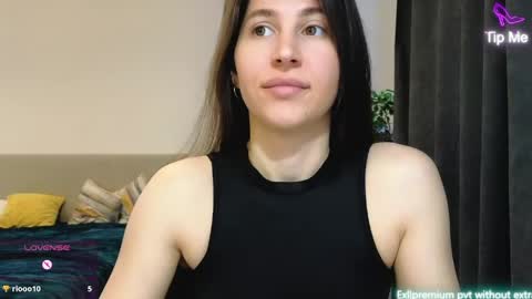 marrycolins online show from April 16, 2026, 2:34 am