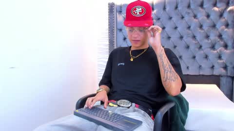 MARSHALL online show from April 11, 2026, 1:15 pm