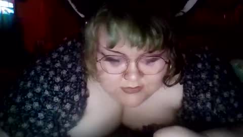 Snapshot of marshallmarx517 chatting on April 28, 2026, 2:38 am marshallmarx517 online show from April 28, 2026, 2:38 am