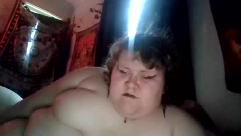 Snapshot of marshallmarx517 chatting on May 5, 2026, 4:15 pm marshallmarx517 online show from May 5, 2026, 4:15 pm