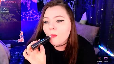 marshmallowbeauty_ online show from November 13, 2025, 7:24 pm