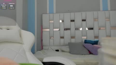 Mar Smith online show from November 12, 2025, 3:29 am