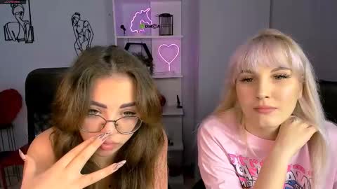 Snapshot of marta_smith1 chatting on November 7, 2025, 6:57 am Marta online show from November 7, 2025, 6:57 am