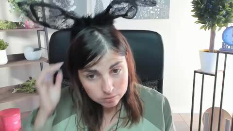 Snapshot of martaedams chatting on September 25, 2025, 6:28 am martaedams online show from September 25, 2025, 6:28 am
