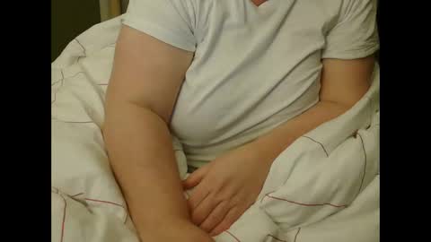 Snapshot of marthabriest chatting on February 8, 2025, 6:12 am Martha online show from February 8, 2025, 6:12 am